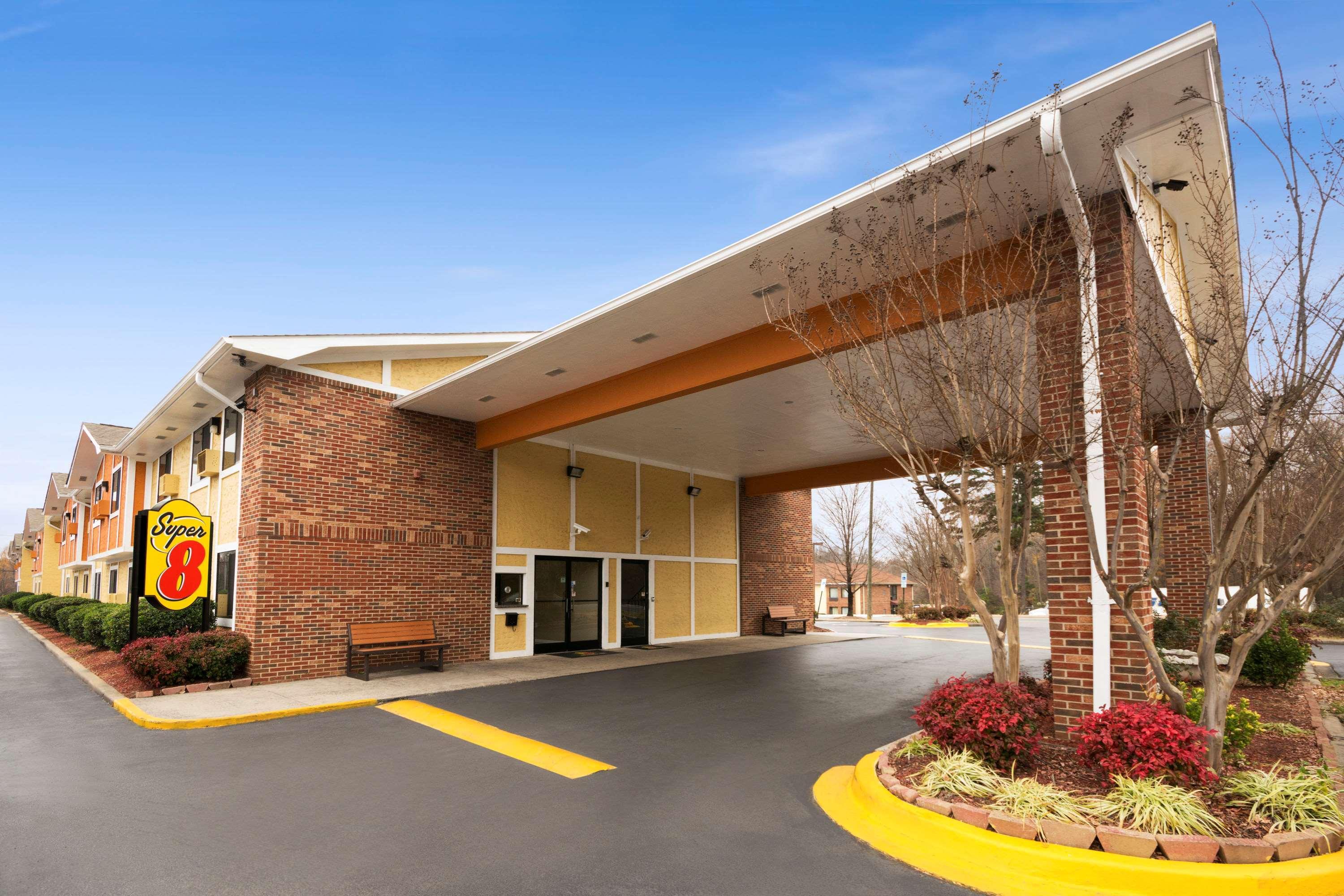 Super 8 By Wyndham Charlotte University Esterno foto